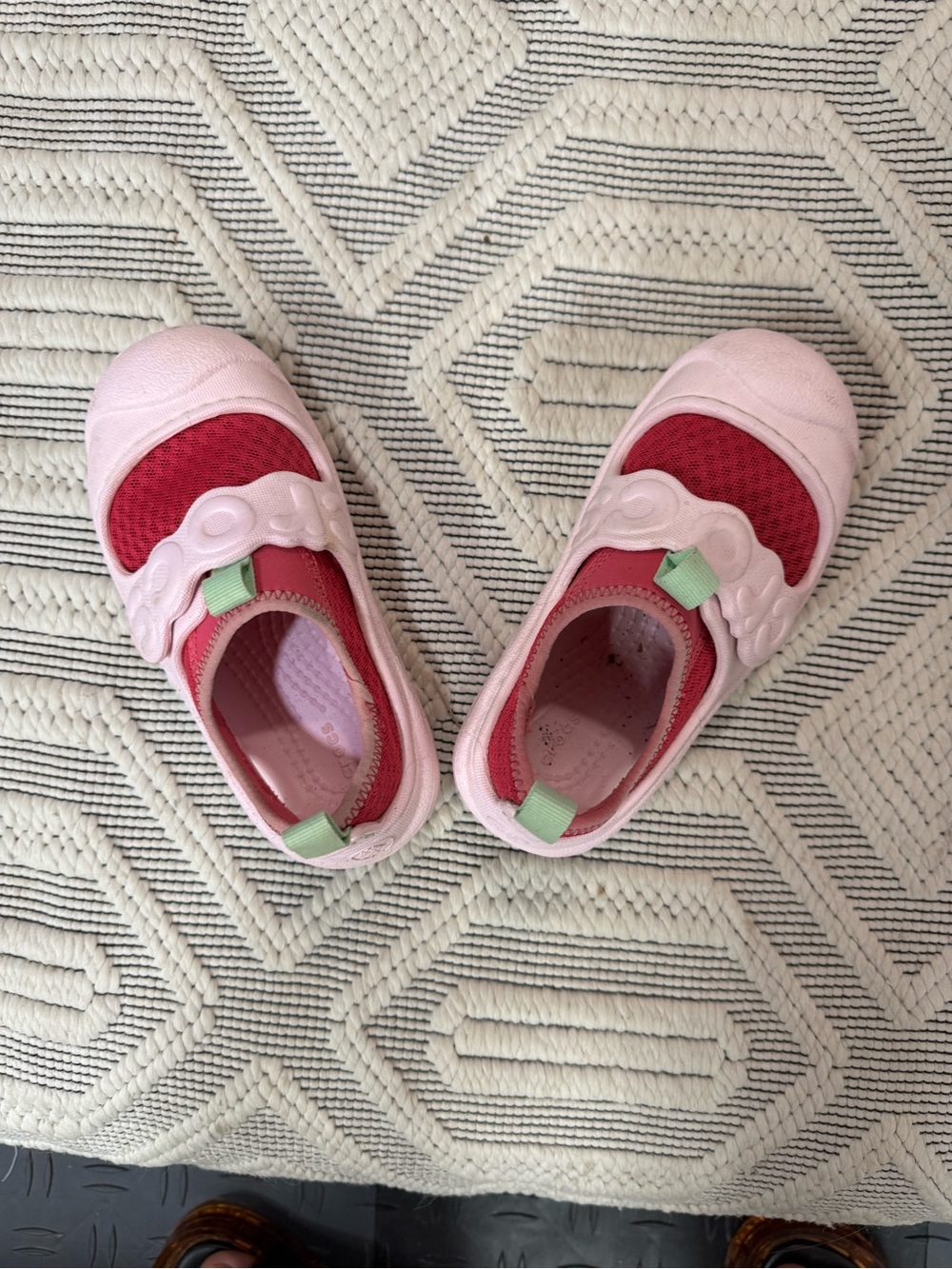 Crocs - Picture 2 of 2